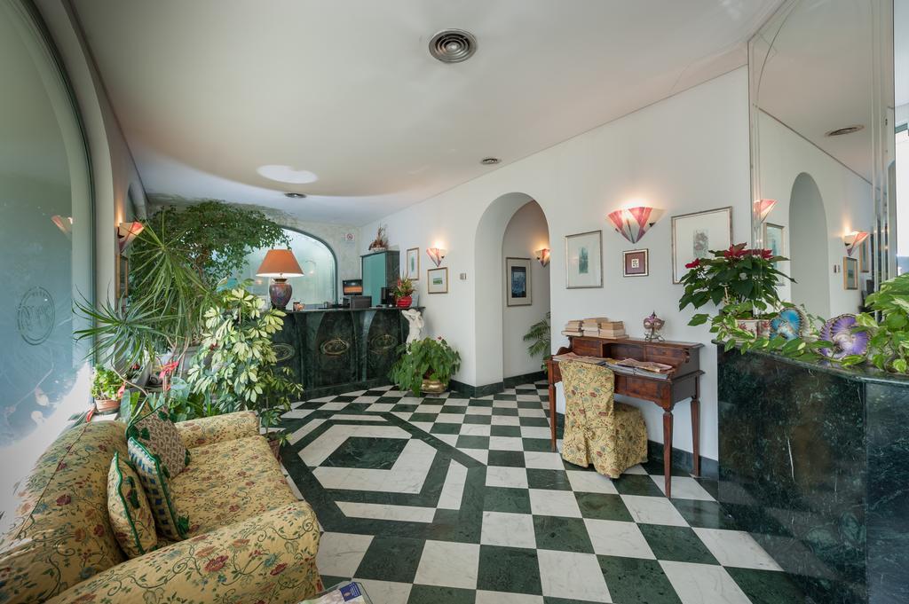 Hotel Villa Giulia Tortona Buitenkant foto